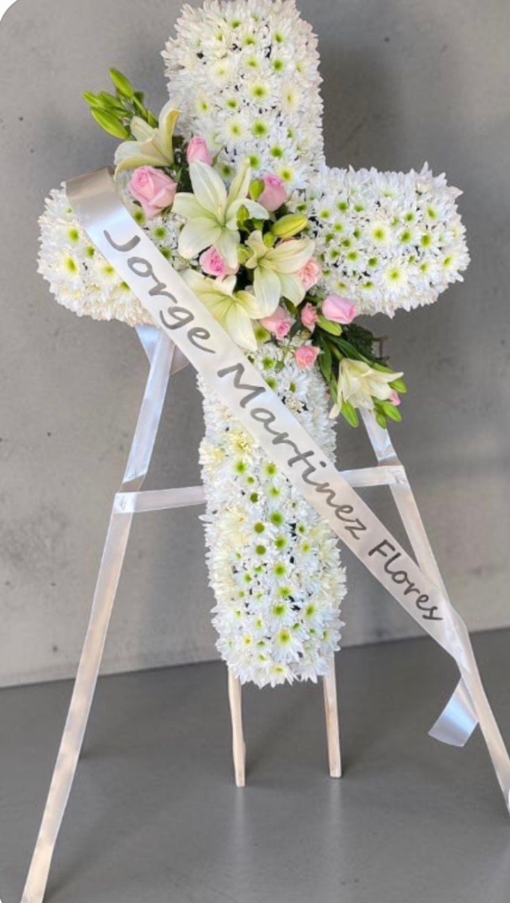 Cruz floral